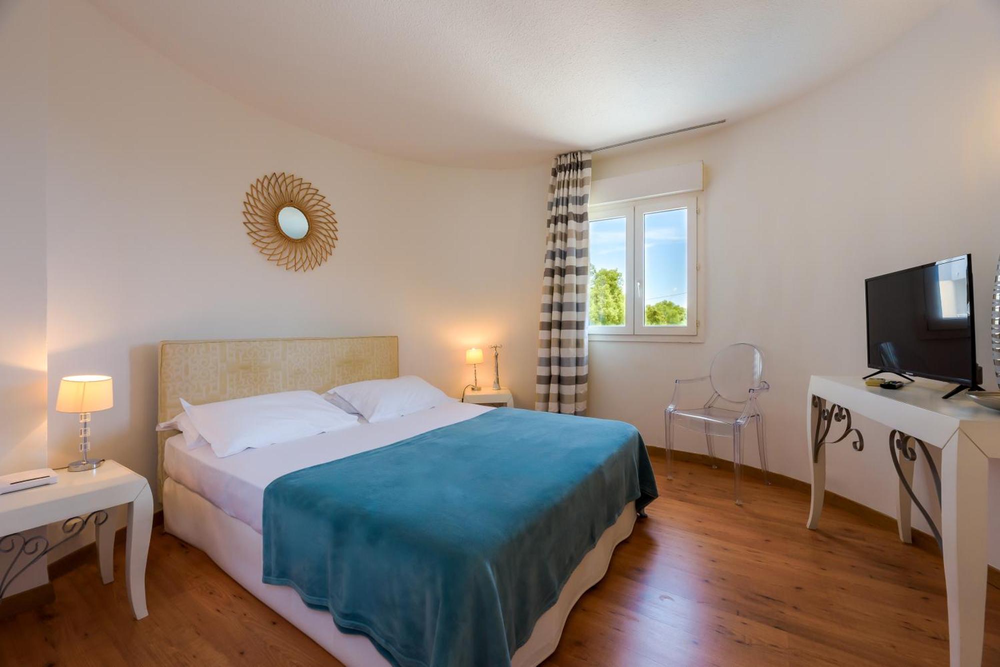 Hotel Le Tilbury 포르토베쉬오 외부 사진